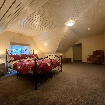 Great Glen Hostel Спин-Бридж Экстерьер фото