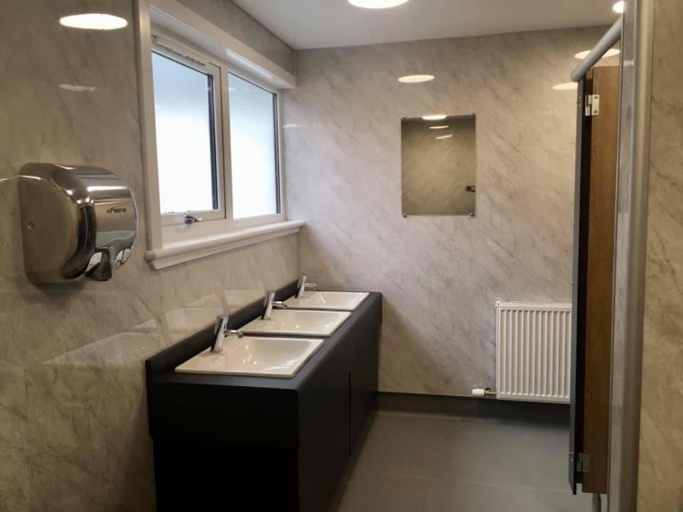 Great Glen Hostel Спин-Бридж Экстерьер фото